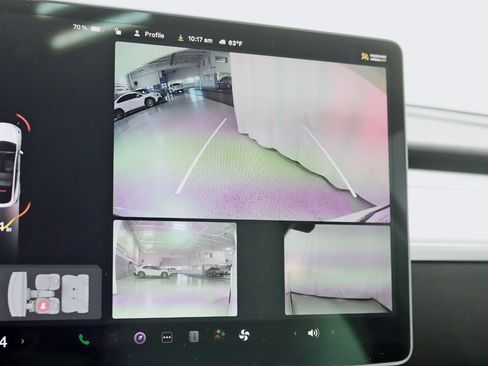 Used 2022 Tesla Model Y Long Range image 17