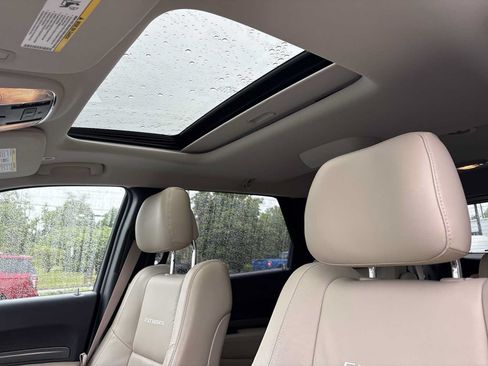 Used 2018 Dodge Durango Citadel w/ Technology Group AWD/4WD image 19