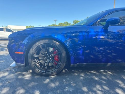 Used 2020 Dodge Challenger SRT Hellcat Redeye RWD image 7