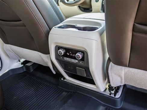 New 2025 GMC Acadia Denali w/ Super Cruise Package image 19