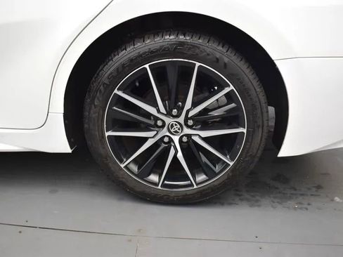 Used 2023 Toyota Camry SE FWD image 33
