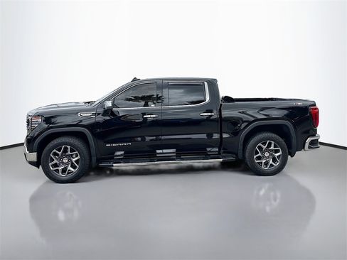 Used 2023 GMC Sierra 1500 SLT image 4