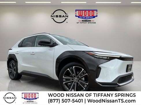 Used 2024 Toyota bZ4X XLE w/ Weather Package image 1