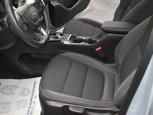 Used 2023 Chevrolet Bolt EUV LT image 11