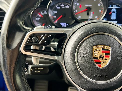 Used 2017 Porsche Cayenne S AWD/4WD image 18