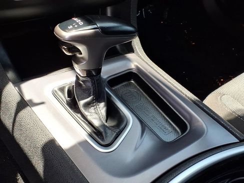 Used 2022 Dodge Charger SXT w/ Cold Weather Package AWD/4WD image 19