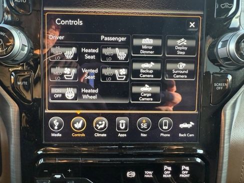 Used 2019 RAM 2500 Limited image 26