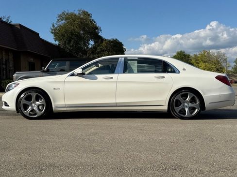 Used 2017 Mercedes-Benz Maybach S 550 4MATIC image 2