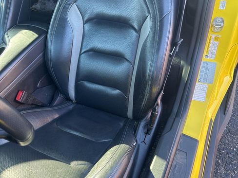 Used 2017 Chevrolet Camaro SS image 3