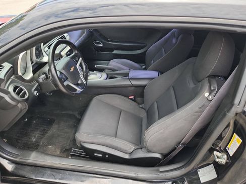 Used 2014 Chevrolet Camaro LT RWD image 10