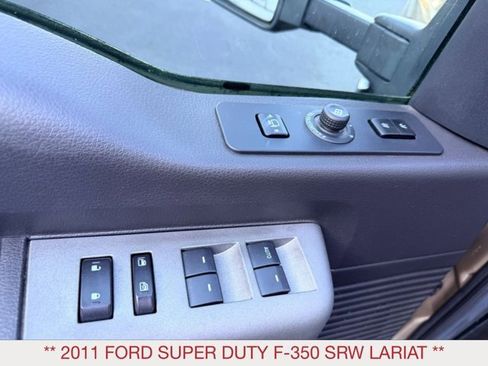 Used 2011 Ford F350 Lariat w/ Lariat Interior Pkg image 16