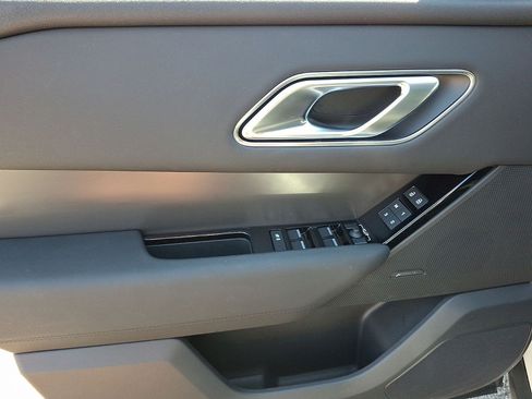 Certified 2026 Land Rover Range Rover Velar S AWD/4WD image 19