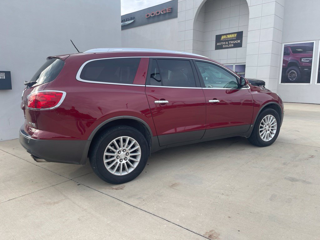 Used 2010 Buick Enclave CXL FWD image 6