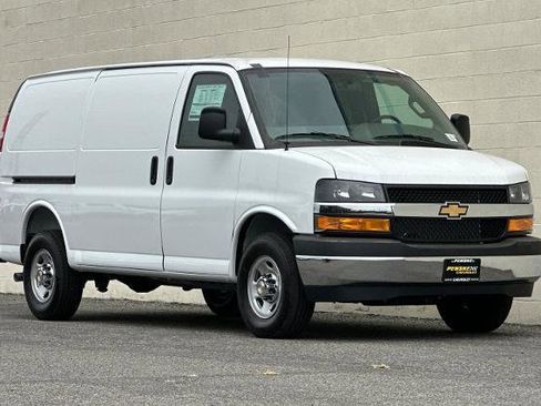 New 2026 Chevrolet Express 2500 w/ Driver Convenience Package RWD image 2