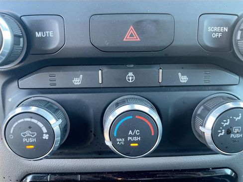 Used 2023 RAM 1500 Big Horn AWD/4WD image 19