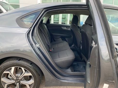 Used 2019 Kia Forte LXS FWD image 31