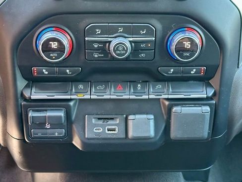Used 2019 Chevrolet Silverado 1500 LTZ AWD/4WD image 29