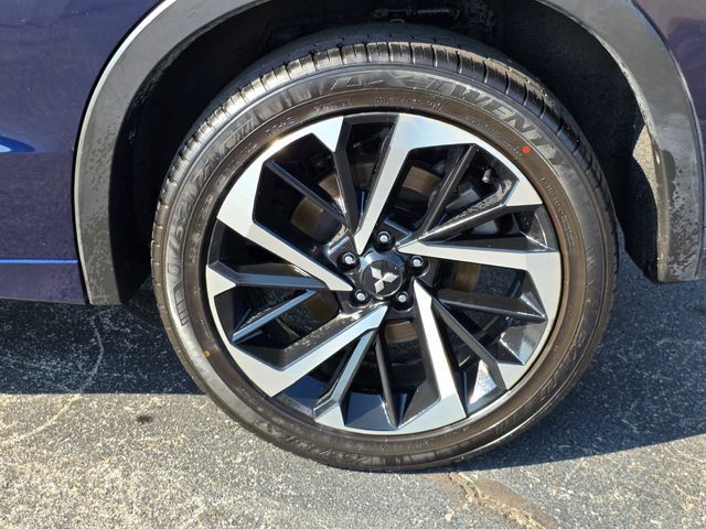 Used 2022 Mitsubishi Outlander SEL AWD/4WD image 8