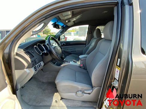 Used 2009 Toyota Tacoma PreRunner RWD image 28