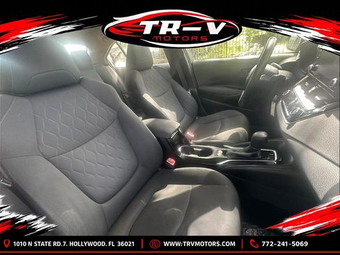 Used 2022 Toyota Corolla LE FWD image 15