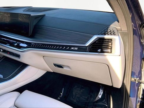 Used 2024 BMW X5 xDrive40i w/ Premium Package image 18