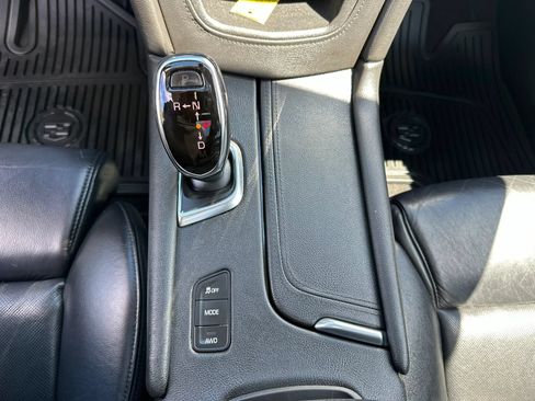 Used 2017 Cadillac XT5 Luxury w/ Driver Awareness Package AWD/4WD image 25
