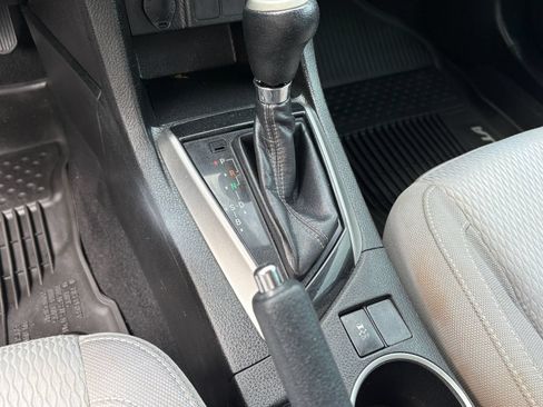 Used 2016 Toyota Corolla LE FWD image 25