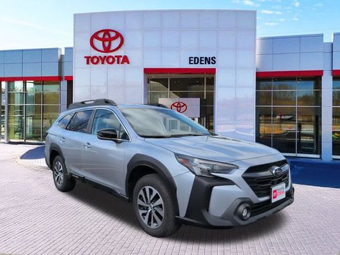 Used 2024 Subaru Outback Premium AWD/4WD image 24