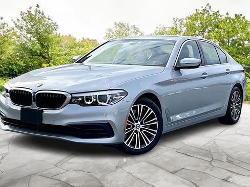 Used 2019 BMW 530i xDrive w/ Convenience Package image 12