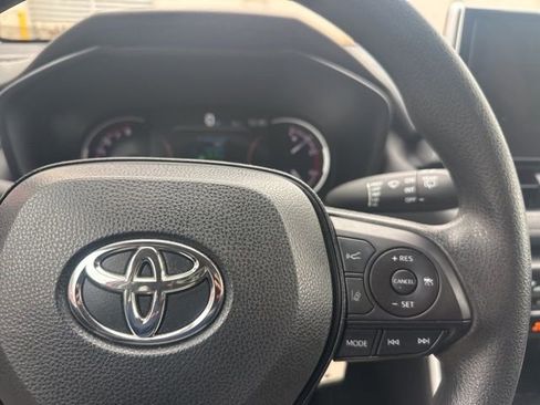 Used 2023 Toyota RAV4 LE image 12