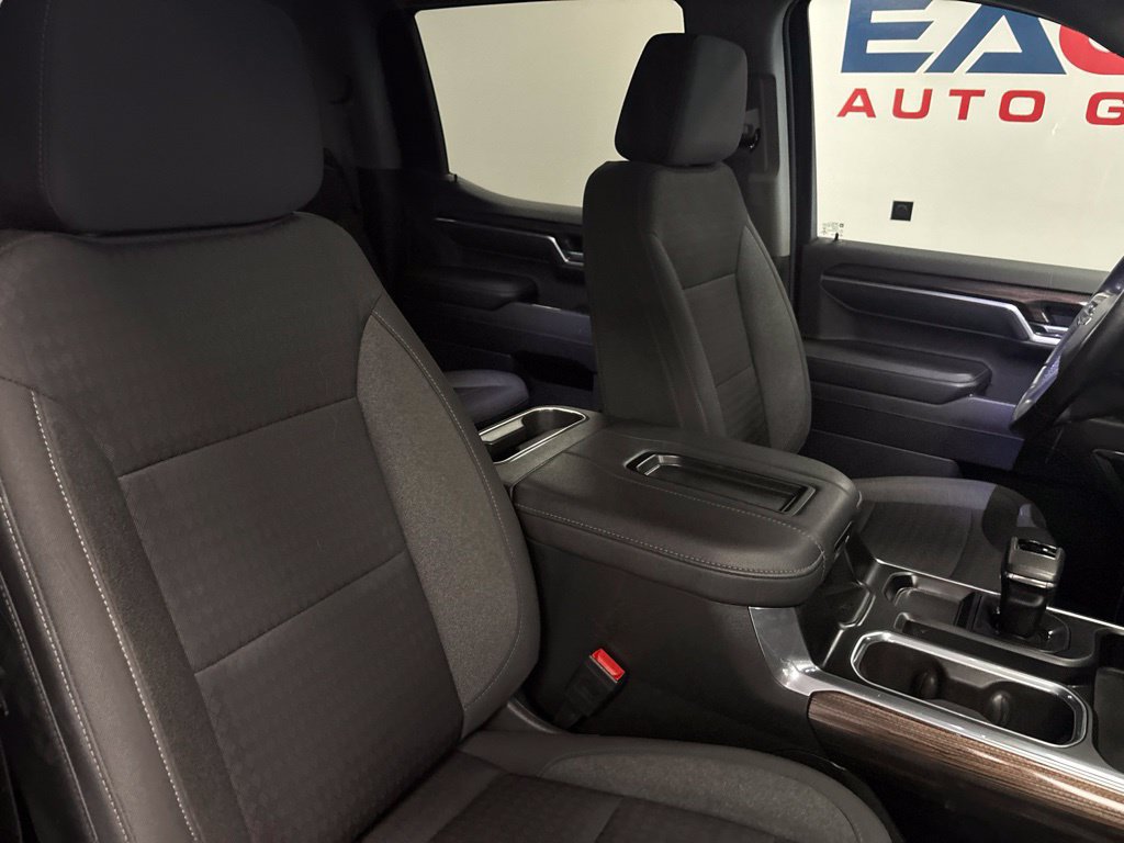 Used 2022 Chevrolet Silverado 1500 RST AWD/4WD image 40