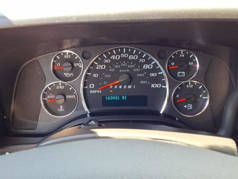 Used 2023 GMC Savana 3500 w/ Power Convenience Package RWD image 19