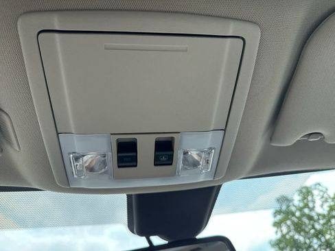 Used 2013 Ford Edge Limited AWD/4WD image 24