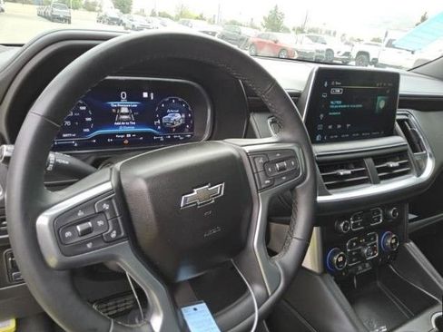 Used 2023 Chevrolet Tahoe Z71 w/ Z71 Off-Road Package AWD/4WD image 6