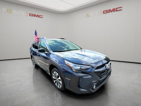 Used 2023 Subaru Outback Limited image 32