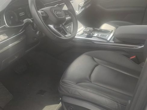 Used 2025 Audi Q7 3.0T Premium Plus AWD/4WD image 9
