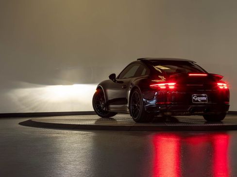 Used 2019 Porsche 911 Carrera GTS RWD image 23
