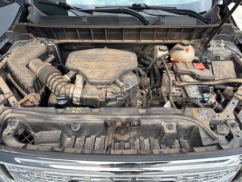 Used 2019 GMC Acadia Denali image 21