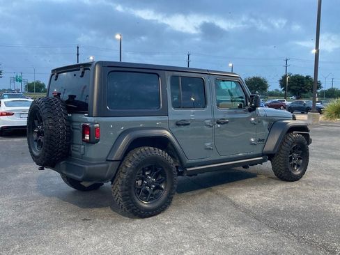 Used 2026 Jeep Wrangler Unlimited Sport AWD/4WD image 5
