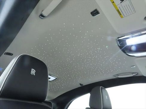 New 2026 Rolls-Royce Spectre image 19