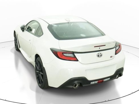New 2026 Toyota GR86 Premium w/ Performance Package RWD image 6