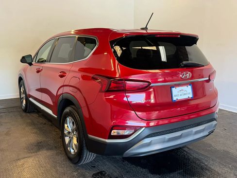 Used 2019 Hyundai Santa Fe SE AWD/4WD image 4