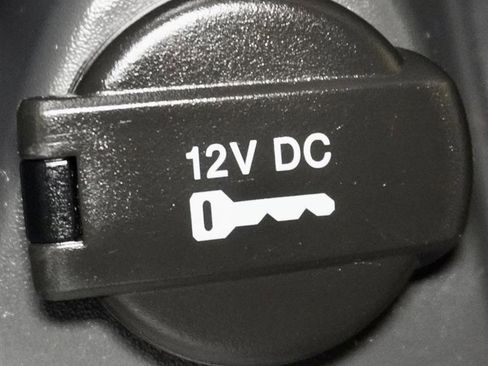 Used 2013 Dodge Challenger R/T image 20