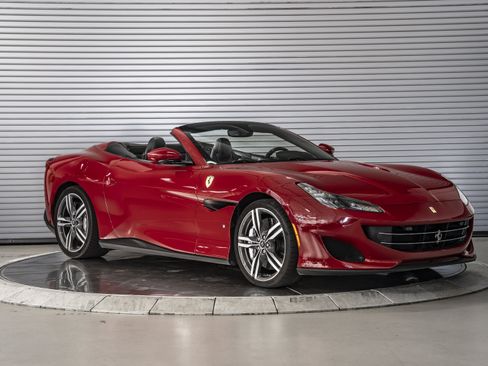 Used 2019 Ferrari Portofino RWD image 7
