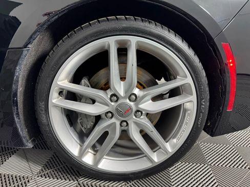 Used 2018 Chevrolet Corvette Stingray Coupe w/ Battery Protection Package image 41