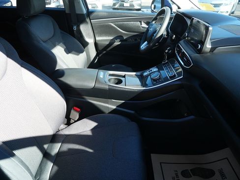 Used 2022 Hyundai Santa Fe SE image 17