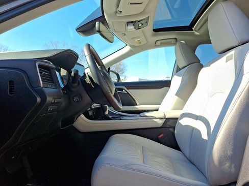 Used 2022 Lexus RX 350 AWD w/ Premium Package image 13