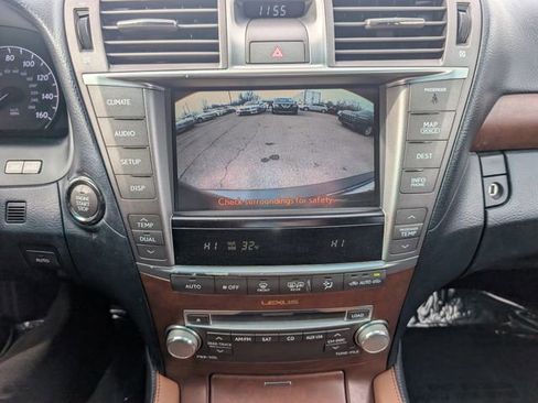 Used 2011 Lexus LS 460 AWD w/ Comfort Pkg image 14