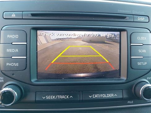 Used 2017 Kia Sportage LX w/ LX Popular Package image 19