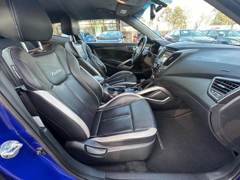 Used 2013 Hyundai Veloster Turbo image 12